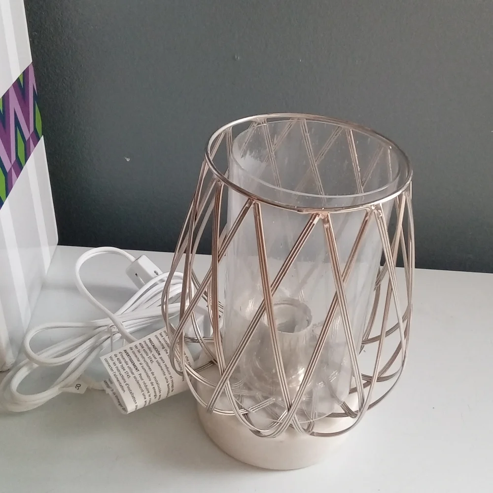 Scentsy Diamond Weave Silver Warmer Home Fragrance Electric‎ Wax Melter